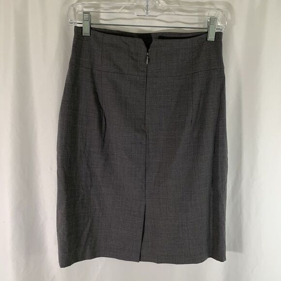 Banana Republic Wool Skirt Women's 2 Grey Stretch Zip Back Lined Knee Length - Picture 9 of 9
